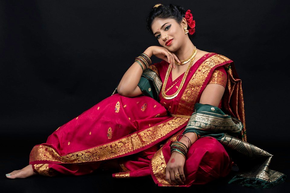 Enhance Your Beauty: Bridal Makeup Tips for Indian Brides from Professional Makeup Artists